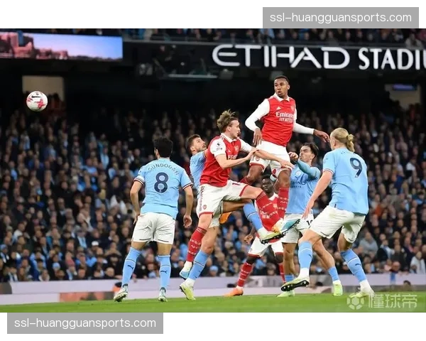 半场数据:曼城控球率72%,但射正次数落后 半场数据:曼城控球率72%,但射正次数落后